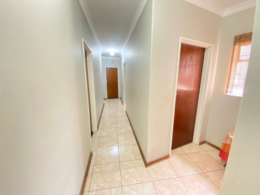 5 Bedroom Property for Sale in Fauna Free State